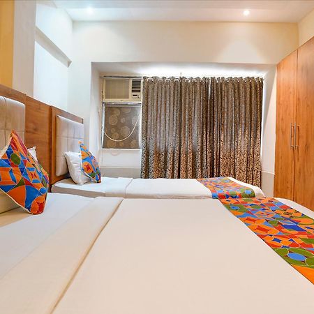 Fabhotel Regal Inn Mumbai Exterior photo
