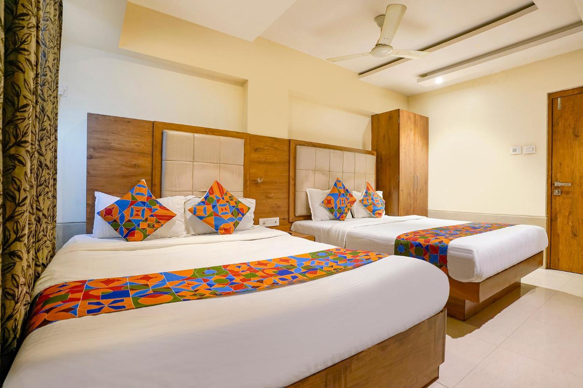 Fabhotel Regal Inn Mumbai Exterior photo